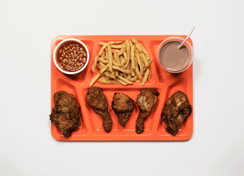 James Reynold's 'Last Suppers' Series: photograph of the last meal requested by John Wayne Gacy, fried chicken and beans.