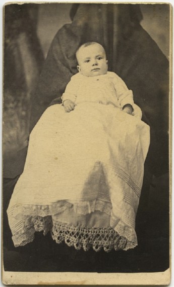 Hidden mother in unsettling Victorian photograph of children