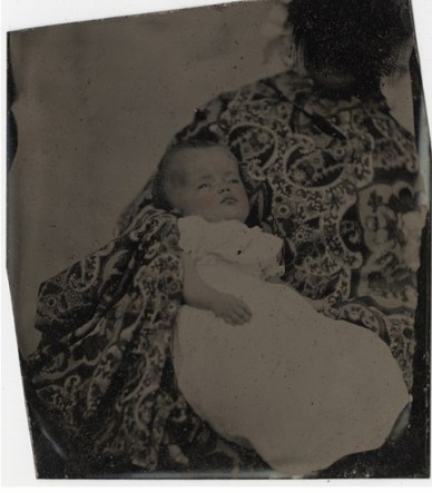 Hidden mother in unsettling Victorian photograph