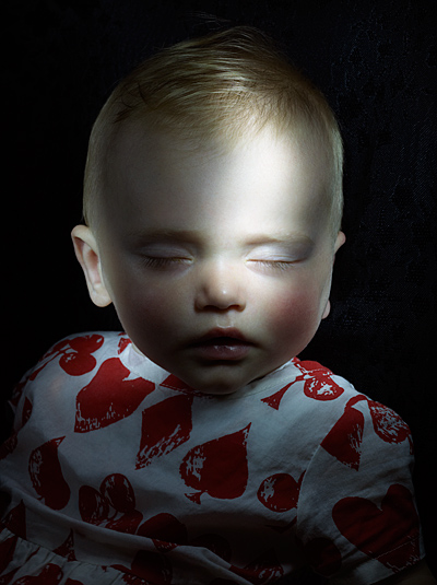 Anuschka Blommers and Niels Schumm kidswear that looks like post mortem photography.